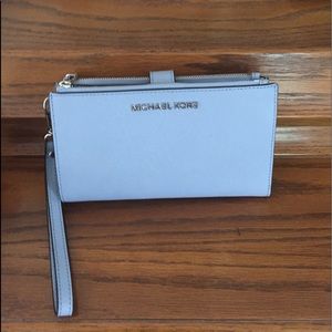 New Micheal Kors wallet